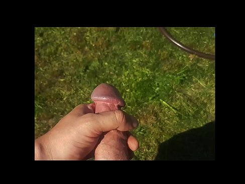 ❤️ Hottie krijt har rôze kut neukt en komt mei in spuit yn in simmertún ️❌ Superseks by wy